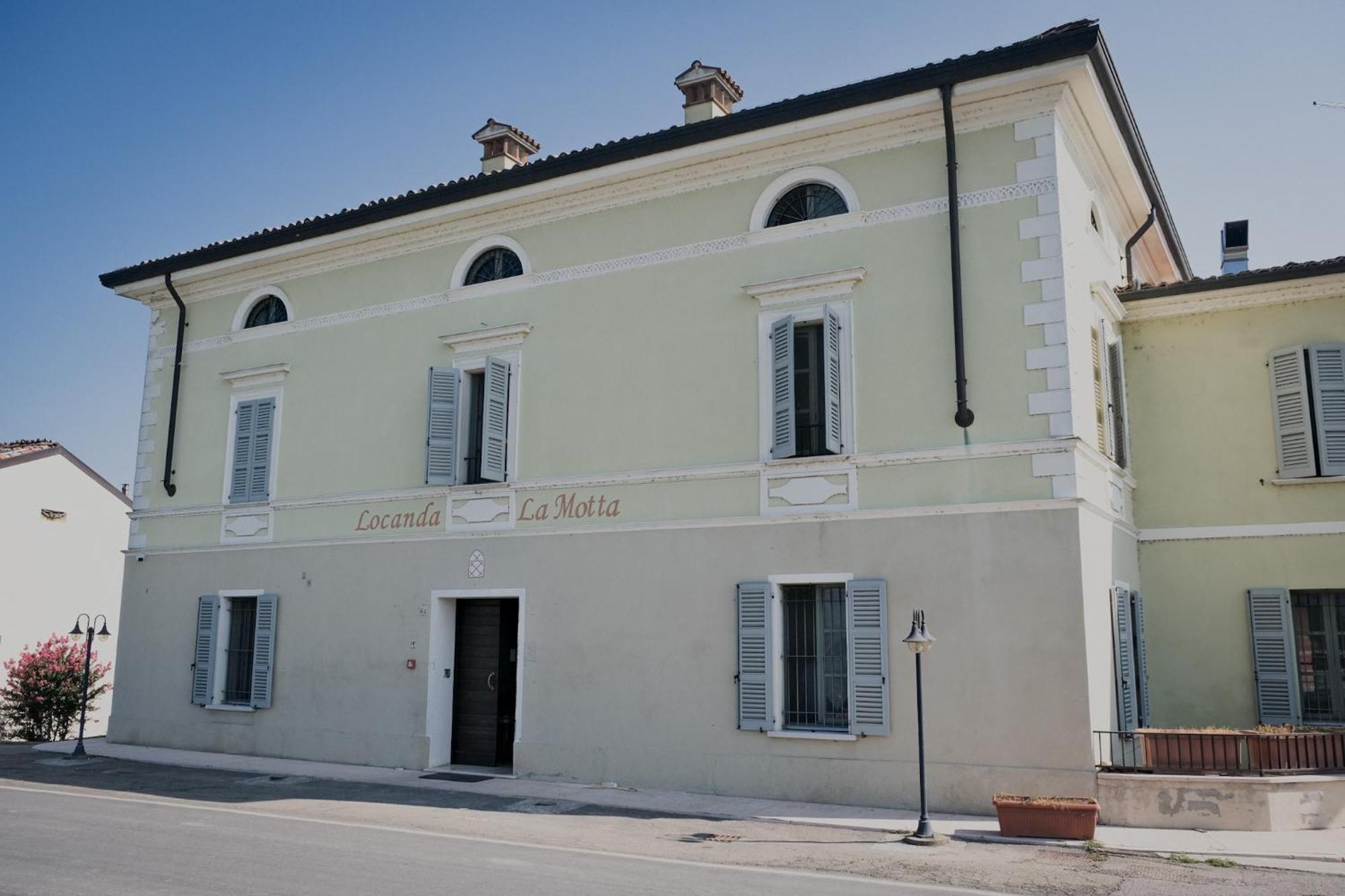 Locanda La Motta Motta Baluffi Exterior foto