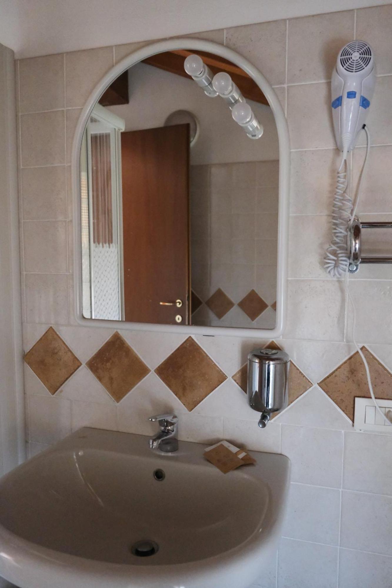 Locanda La Motta Motta Baluffi Habitación foto